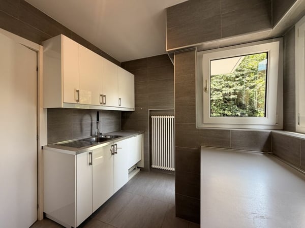 LUGANO | 92 m2 | 2.5 ARREDATO | ACCANTO A VILLA SASSA e OSPEDALE CIVICO 3