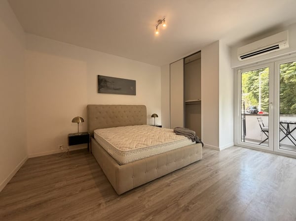LUGANO | 92 m2 | 2.5 ARREDATO | ACCANTO A VILLA SASSA e OSPEDALE CIVICO 11