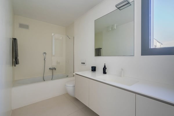 VILLA LUGANESE - VILLA MINERGIE CON PISCINA RISCALDATA E GIARDINO PRIVATO 14