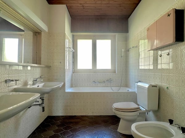 AGNO · CASA BIFAMILIARE CON GIARDINO IN ZONA RESIDENZIALE 5