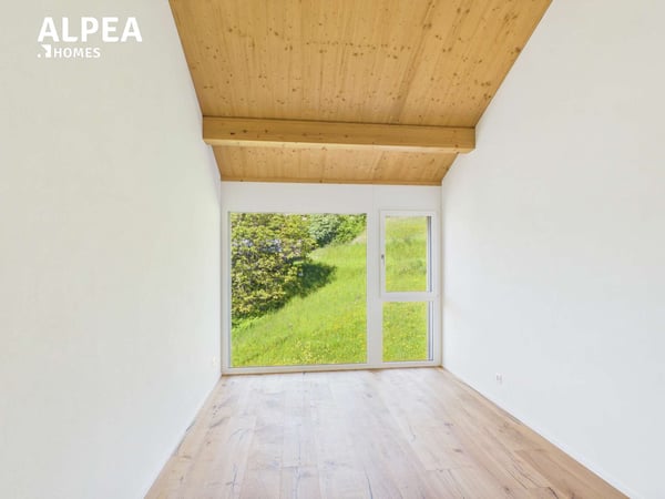 Einfamilienhaus mit Einliegerwohnung & Panoramaausblick in Cumbel (Val Lumnezia) 12