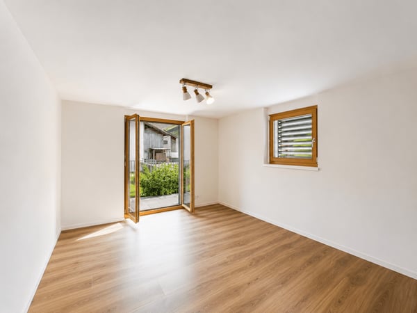 3.5-Zimmer-Gartenwohnung in Vals, Ihr Rückzugsort in den Bündner Bergen 3