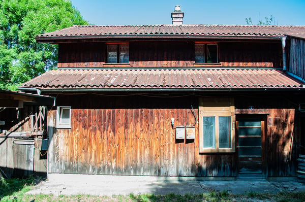 Rustikales Bauernhaus in Tavannes – Altbau-Juwel mit grossem Grundstück 3