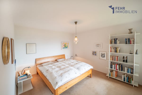 Fehr Immobilien - 4.5-Zi.-Terrassenappartement mit herrlicher Aussicht 6