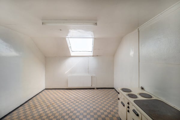 Fehr Immobilien - Charmantes 6-Zimmer-Einfamilienhaus 8