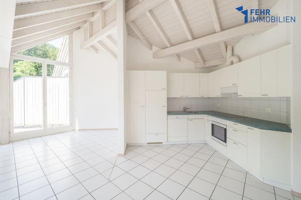 Fehr Immobilien - Komfortable 4.5-Zimmer-Dachwohnung 4