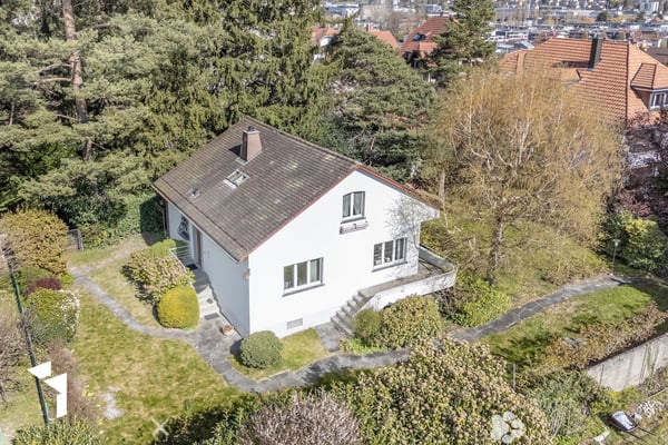Fehr Immobilien - Freistehendes 4.5-Zi.-Einfamilienhaus 2