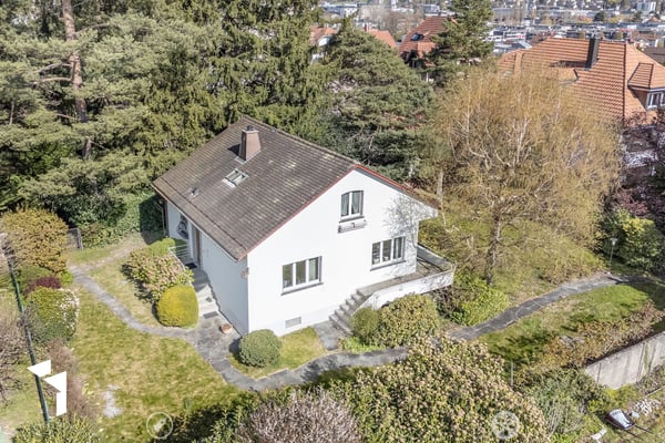 Fehr Immobilien - Freistehendes 4.5-Zi.-Einfamilienhaus 2