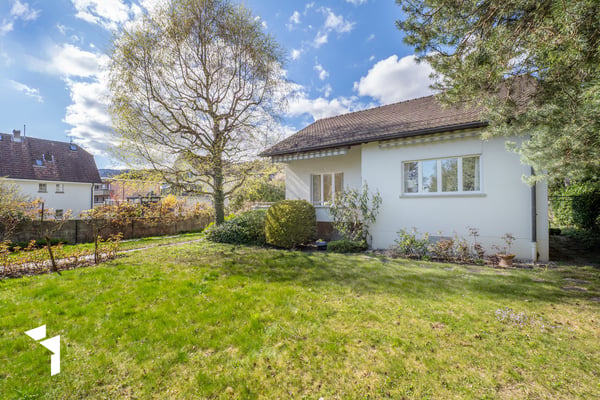 Fehr Immobilien - Freistehendes 4.5-Zi.-Einfamilienhaus 13