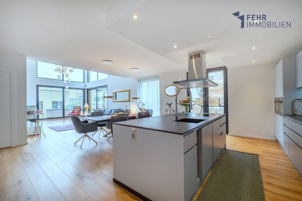 Fehr Immobilien - Top modernes, neuwertiges 6.5-Zi.-Einfamilienhaus 5