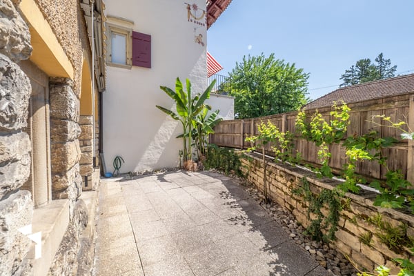Fehr Immobilien - 4-Zimmer-Wohnung in Seenähe 4