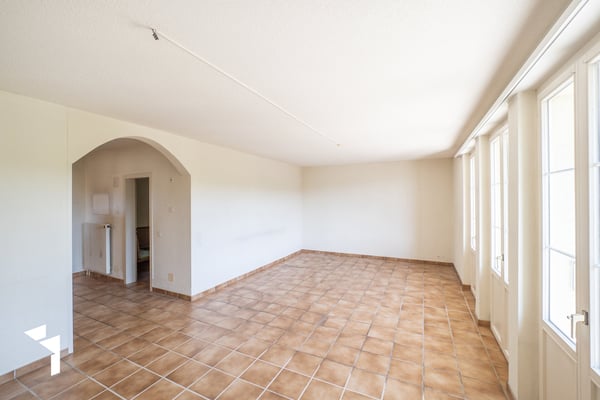 Fehr Immobilien - Sonnig gelegenes 5.5-Zi.-Einfamilienhaus 4