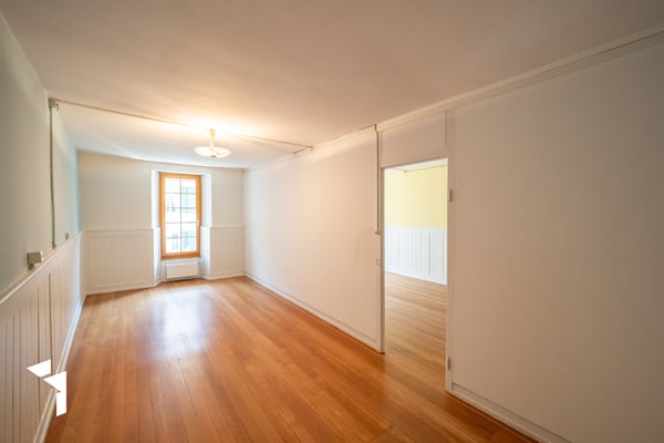 Fehr Immobilien - Wohn- und Gewerbeliegenschaft mit Renovationsbedarf 8