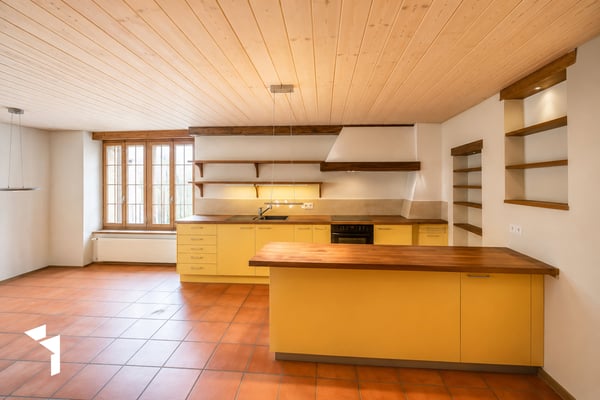 Fehr Immobilien - Wohn- und Gewerbeliegenschaft mit Renovationsbedarf 5