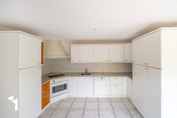Fehr Immobilien - Komfortable 7.5-Zi.-Wohnung an idyllischer Lage 6
