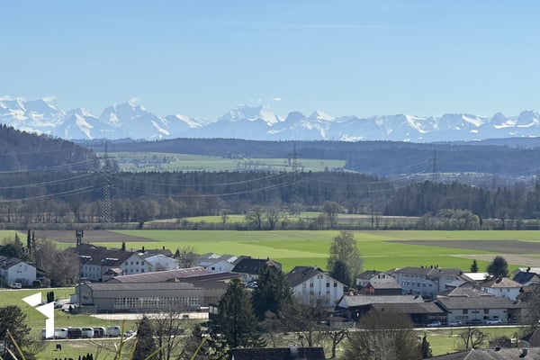 Fehr Immobilien - 5.5-Zi.-Terrassenhaus mit herrlicher Aussicht 13