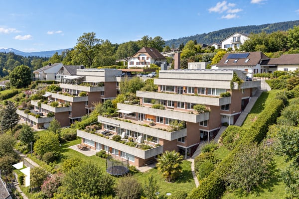 Fehr Immobilien - 5.5-Zi.-Terrassenhaus mit herrlicher Aussicht 12