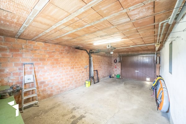 Idyllisch gelegenes Zwei-Generationen-Haus 11