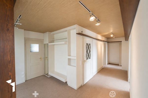 Grosszügige 7.5-Zimmer-Villa mit Panoramasicht 6