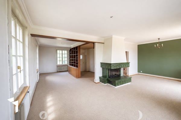 Fehr Immobilien - Grosszügige 7.5-Zimmer-Villa mit Panoramasicht 3