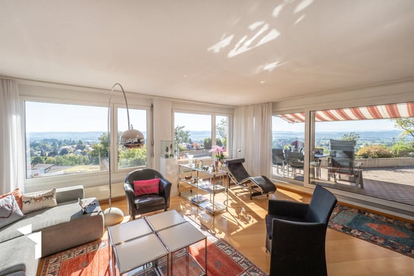 Fehr Immobilien - Aussichtsreiche 4.5-Zimmer-Terrassenwohnung 3