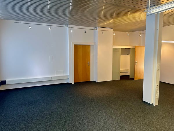 Attraktive, modern ausgebaute Bürofläche an zentraler Lage in Flawil 9