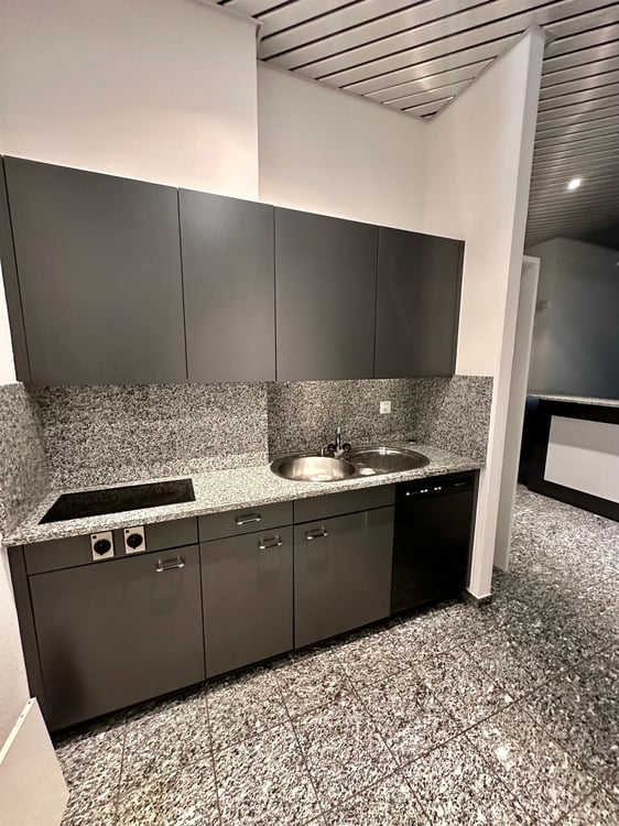Attraktive, modern ausgebaute Bürofläche an zentraler Lage in Flawil 19