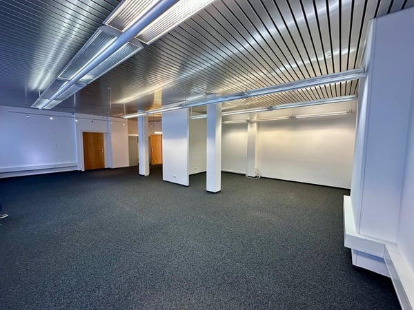 Attraktive, modern ausgebaute Bürofläche an zentraler Lage in Flawil 1
