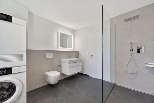 Einzigartige sonnige 1.5-Zimmer-Dachwohnung mit Galerie und Weitsicht 11