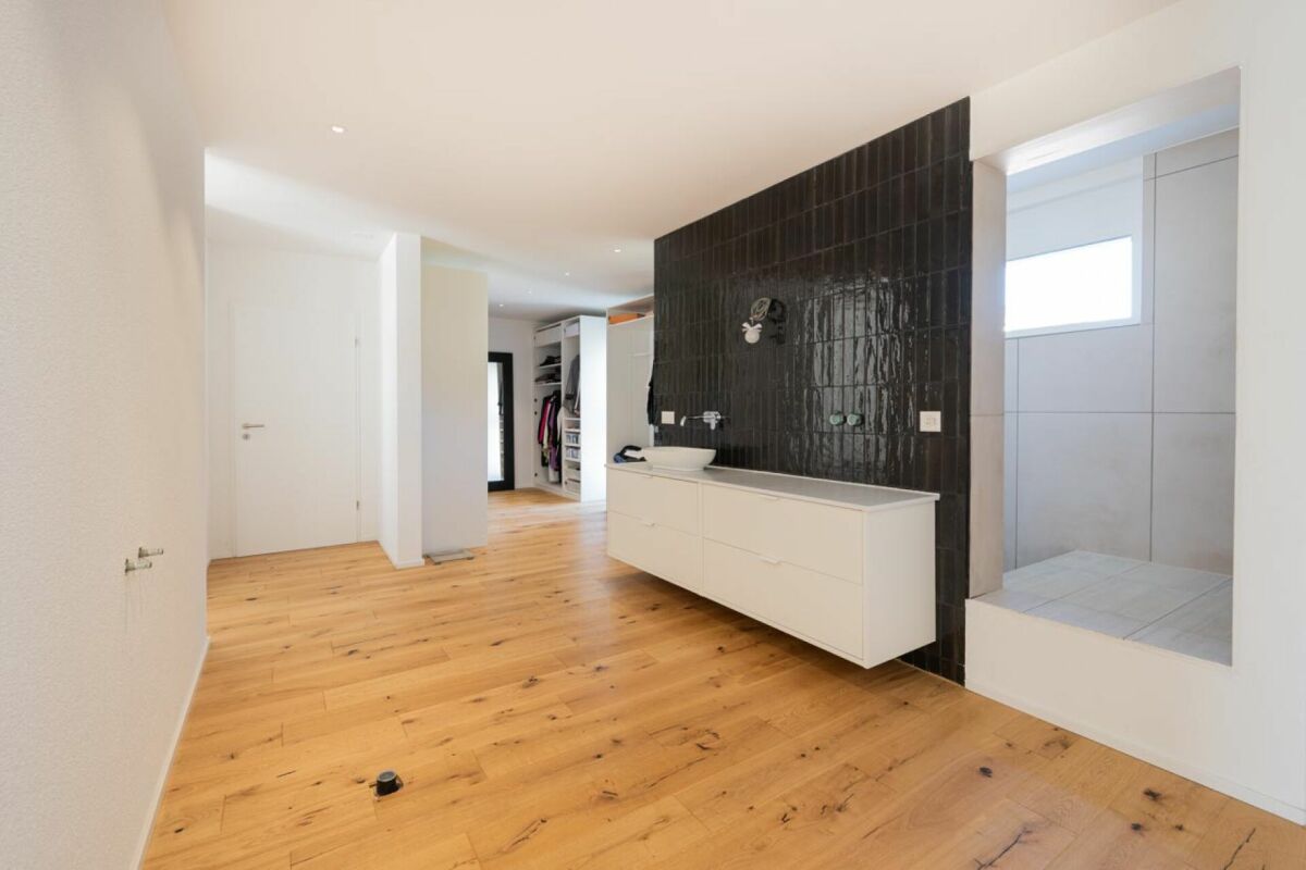 2024 neu aufgebaut - modernes Wohnen auf Neubau-Standard!
