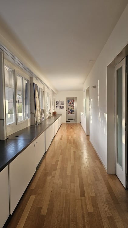 7-Zimmer-Einfamilienhaus mit grossem Garten in Reinach mieten 8