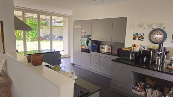 7-Zimmer-Einfamilienhaus mit grossem Garten in Reinach mieten 5