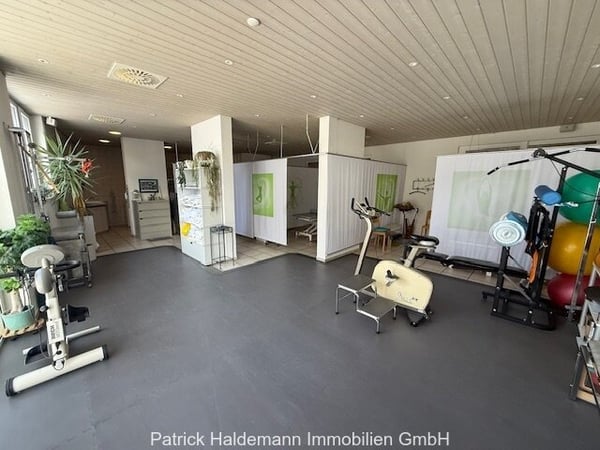 Vielseitig nutzbare Gewerbefläche im Dorfzentrum 7