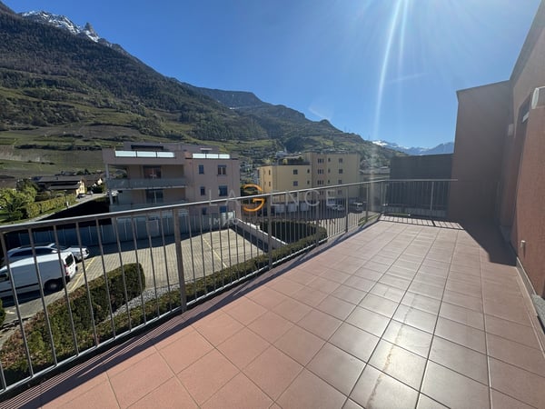 A saisir - lumineux appartement de 4.5 pièces 1