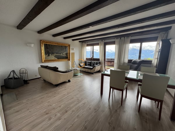 Attique en Duplex de 4.5 pièces - vue imprenable 3