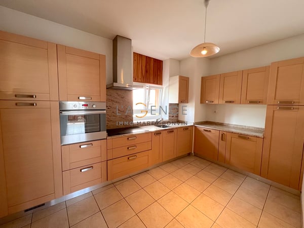 MAISON VILLAGEOISE RENOVE AVEC JARDIN DE 100M2 2