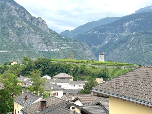 Charmant appartement de 3.5 pièces avec balcon, vue dégagée et jardin 8