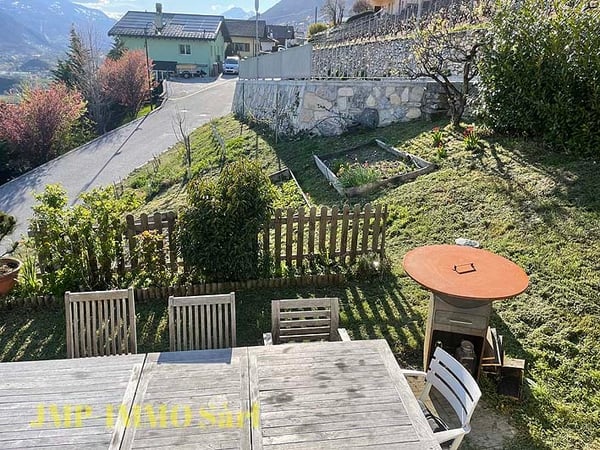 Maison individuelle avec vue panoramique à Ollon VS 18