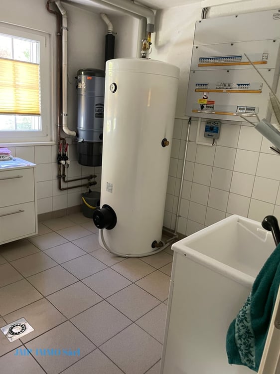 BELLE OPORTUNITÉ villa d'un très bon standing au coeur du village de Granges 20