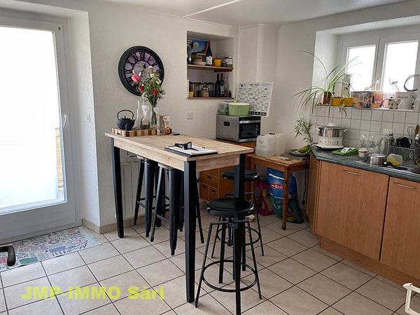 À Saisir au coeur du village de Miège 14