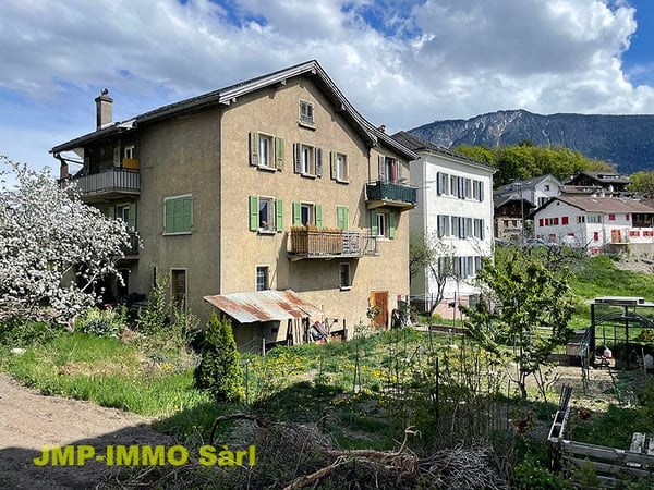 À Saisir au coeur du village de Miège 5