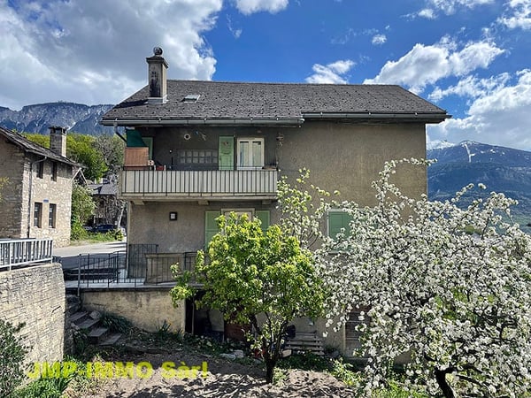 À Saisir au coeur du village de Miège 4