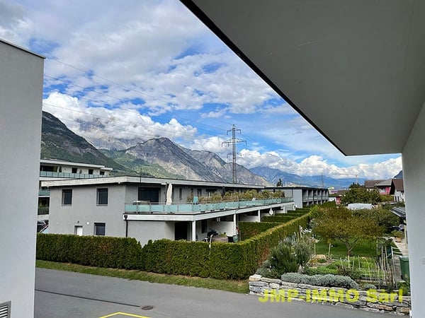 Très bel appartement en attique dans petite PPE 23