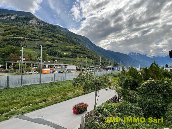 Très bel appartement en attique dans petite PPE 21