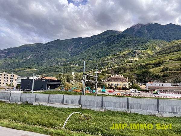 Très bel appartement en attique dans petite PPE 20