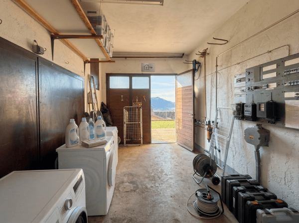 BOSCO LUGANESE | Casa Bifamiliare con Giardino Vista Lago 24