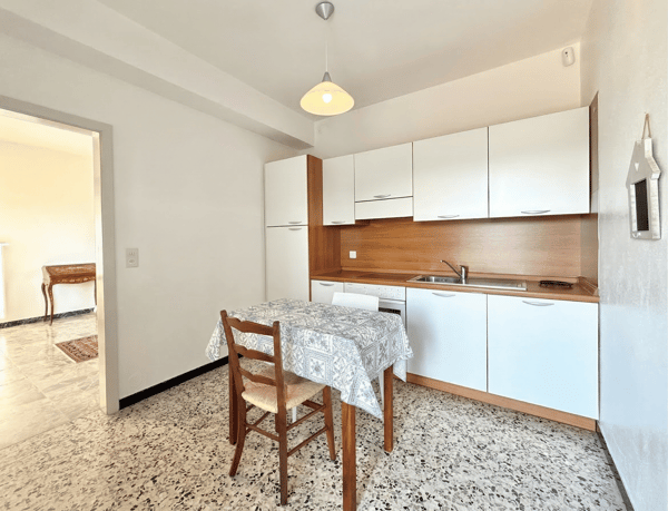 BOSCO LUGANESE | Casa Bifamiliare con Giardino Vista Lago 18
