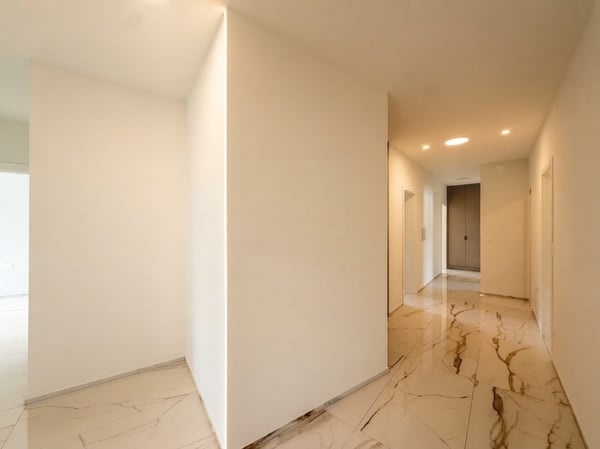 CHIASSO | Ampio appartamento di 4 locali con grande balcone 7