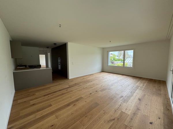 Neubau: Moderne 3 1/2-Zimmer-Wohnung mit Terrasse nahe Kronenplatz 3