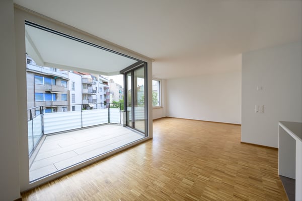 Moderne 2-Zimmer-Wohnung mit grossem Balkon 4